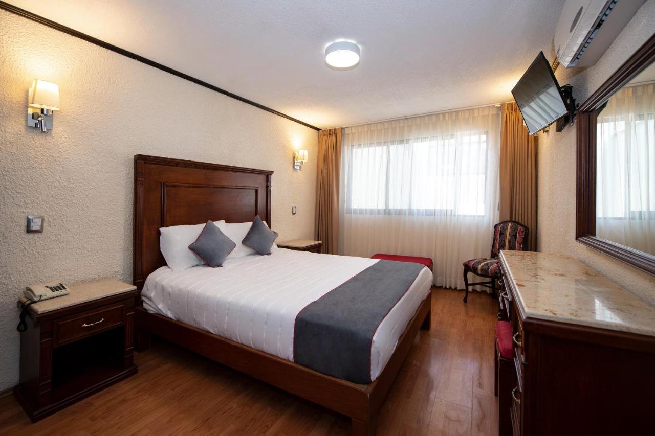 Hotel Senorial ケレタロ エクステリア 写真
