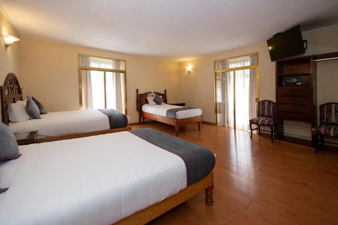 Hotel Senorial ケレタロ エクステリア 写真