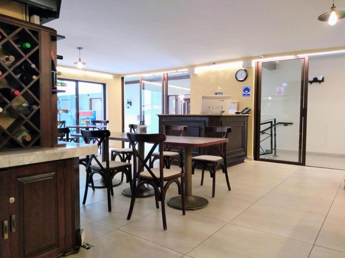 Hotel Senorial ケレタロ エクステリア 写真